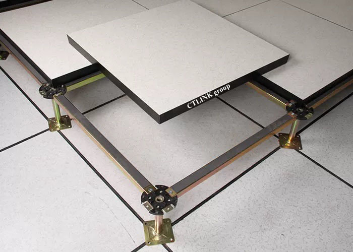 Sàn nâng kỹ thuật lõi gỗ phủ pvc